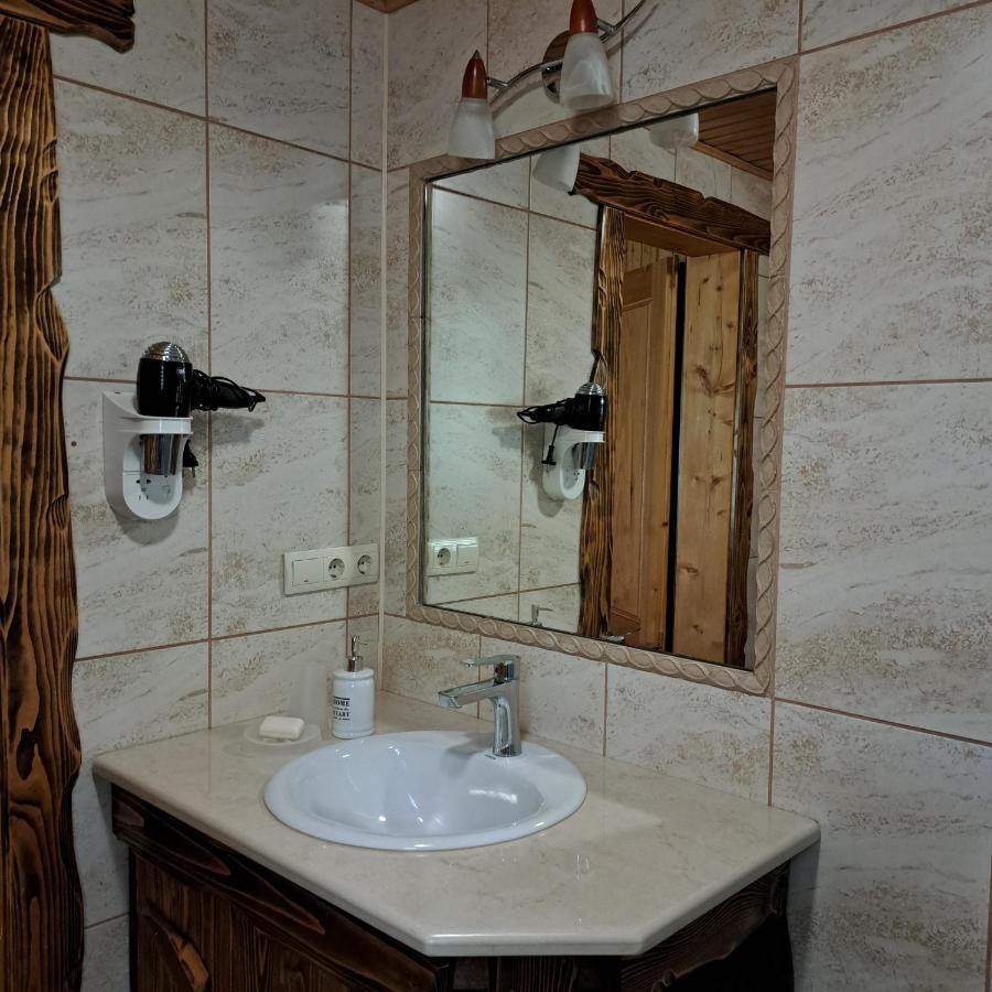 Villa Зарінок Карпат à Mykulychyn Extérieur photo